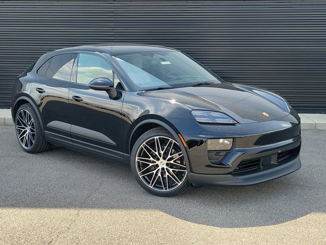 New 2026 Porsche Macan Electric RWD image 9