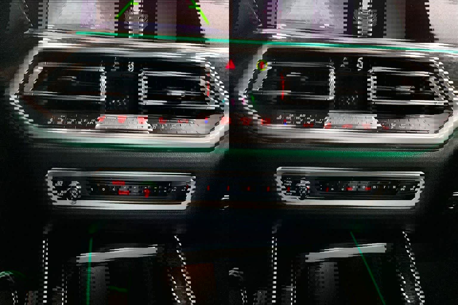 Used 2020 BMW X5 xDrive40i w/ Premium Package image 33