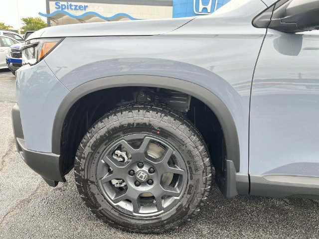New 2026 Honda Pilot TrailSport image 21