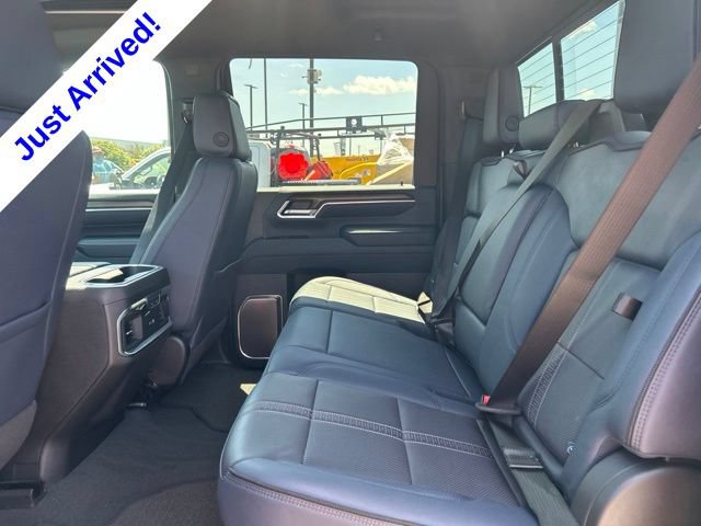Used 2025 Chevrolet Silverado 2500 High Country w/ Technology Package AWD/4WD image 29