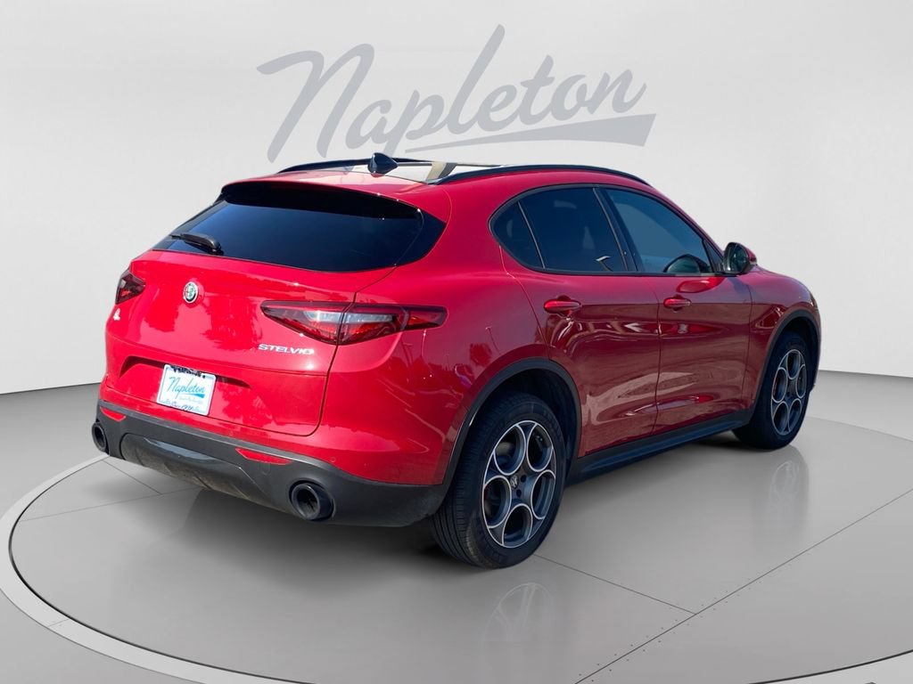 Used 2023 Alfa Romeo Stelvio Sprint RWD image 6