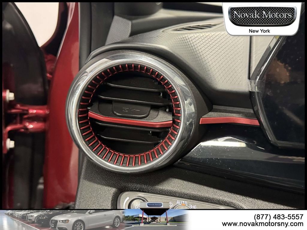 Used 2024 Chevrolet Trax RS FWD image 23