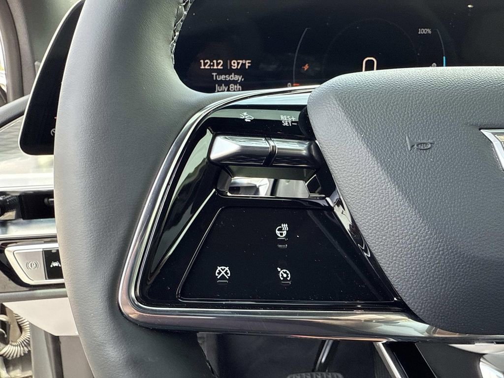 New 2025 Cadillac Lyriq Luxury image 31