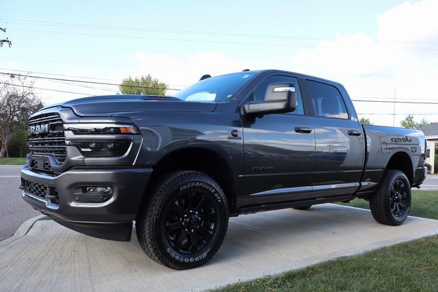 Used 2025 RAM 2500 Laramie image 9