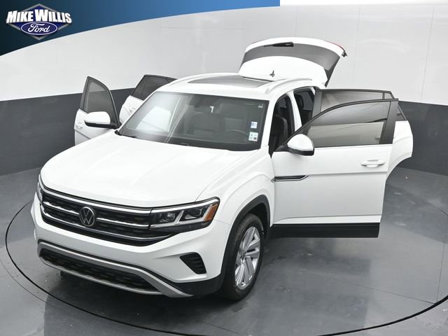 Used 2023 Volkswagen Atlas Cross Sport SE w/ Panoramic Sunroof Package image 26