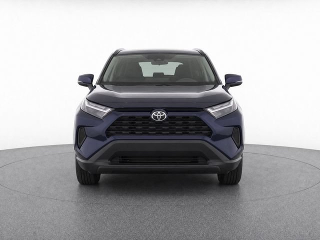 Used 2025 Toyota RAV4 XLE AWD/4WD image 5
