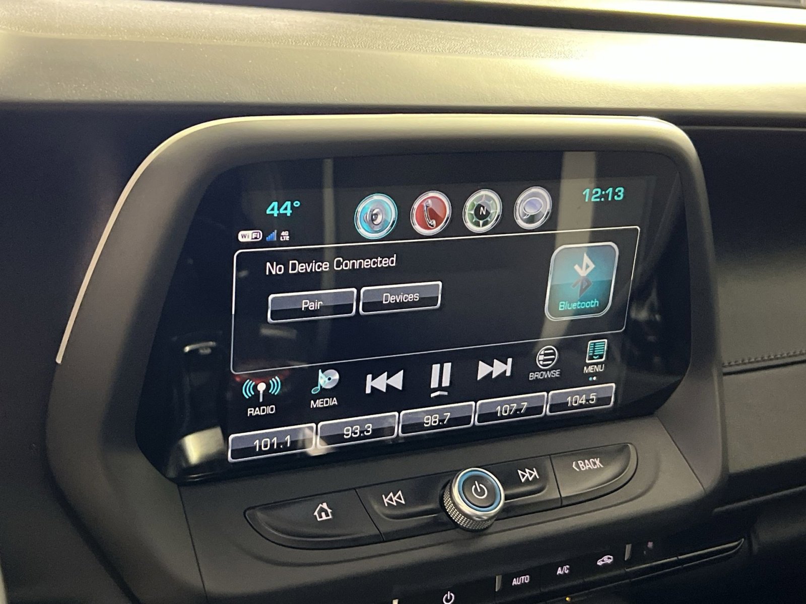 Used 2018 Chevrolet Camaro SS image 18