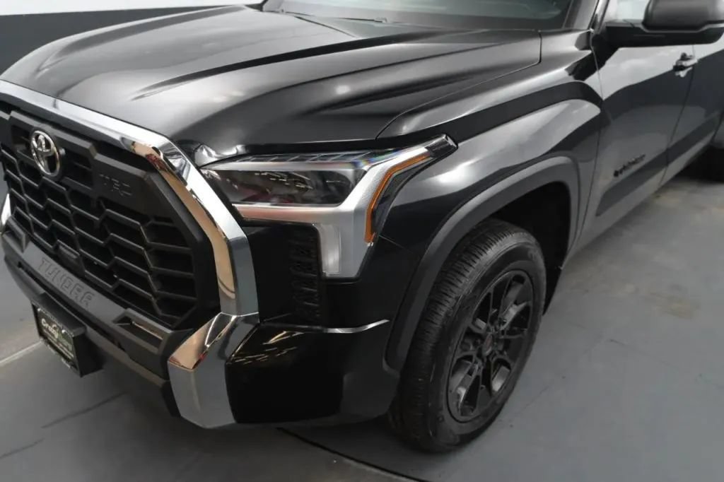 Used 2023 Toyota Tundra SR5 w/ TRD Off-Road Premium Package AWD/4WD image 10