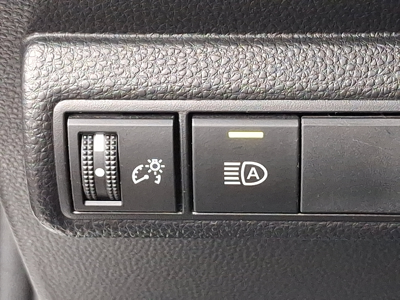 Certified 2023 Toyota Corolla LE image 24