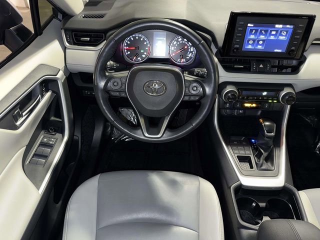 Used 2019 Toyota RAV4 XLE Premium w/ Cold Weather Package image 4