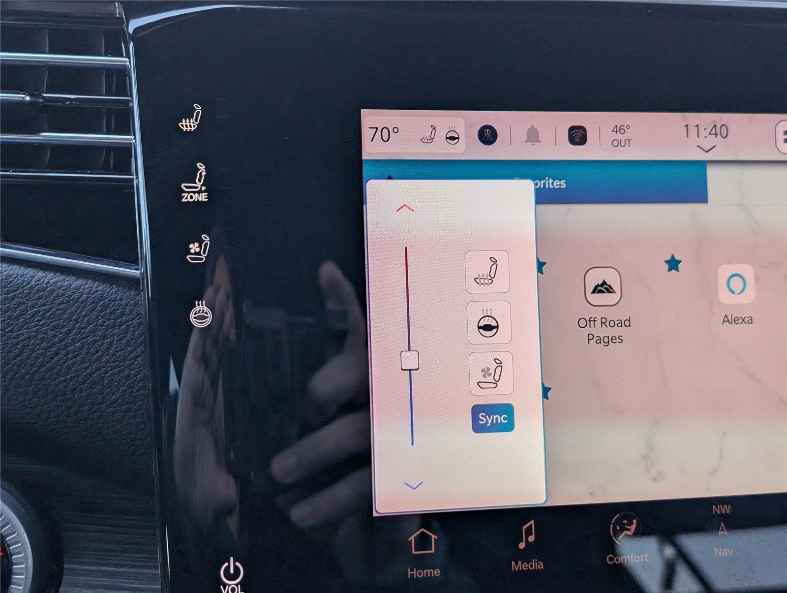 Used 2024 Jeep Wagoneer L Series II w/ Flexible Seating Group image 34