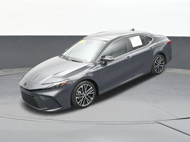 Used 2025 Toyota Camry XLE w/ Premium Package FWD image 64