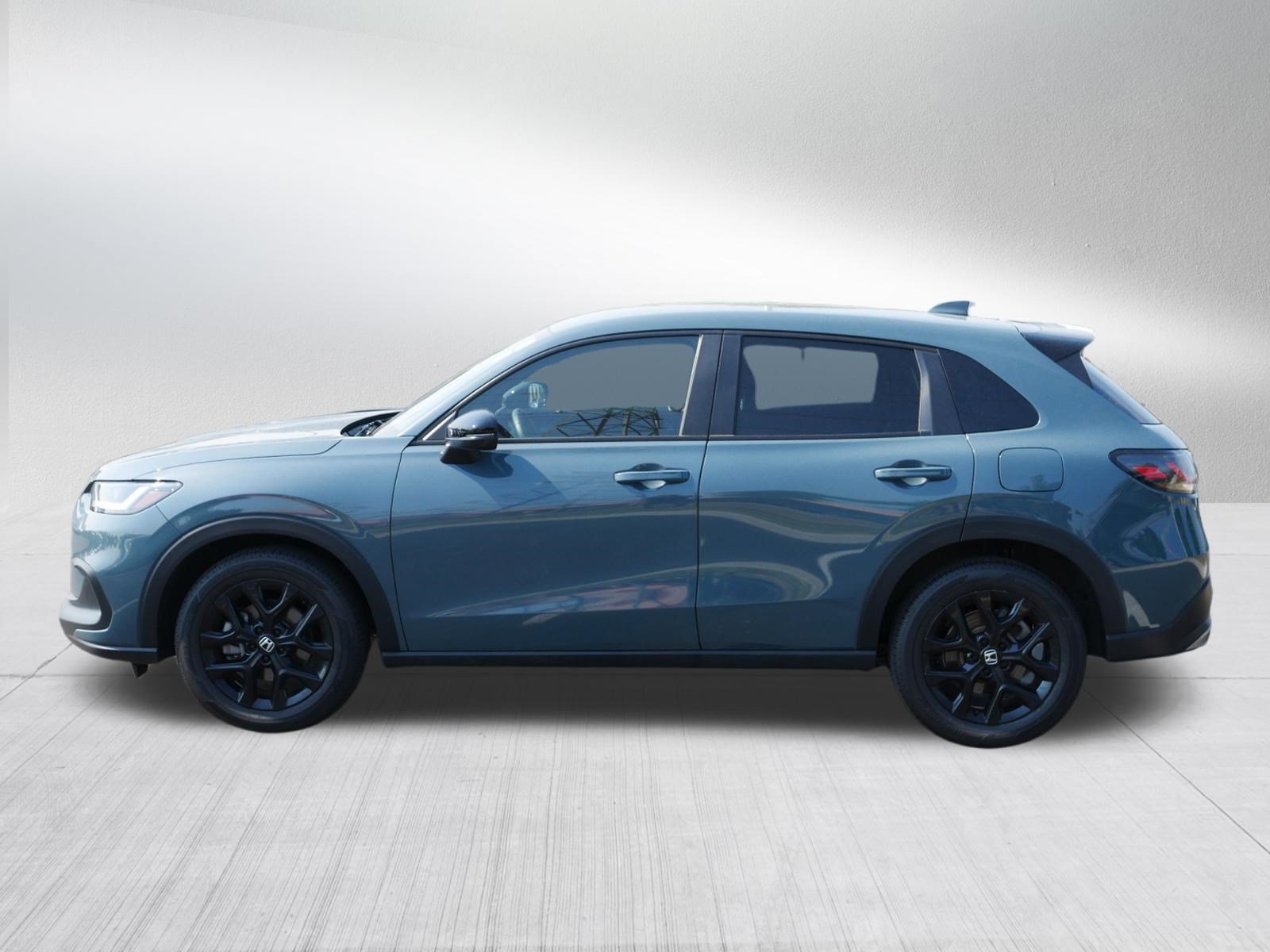 Used 2024 Honda HR-V Sport image 2