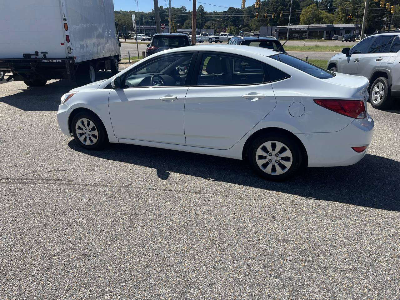 Used 2015 Hyundai Accent GLS FWD image 15