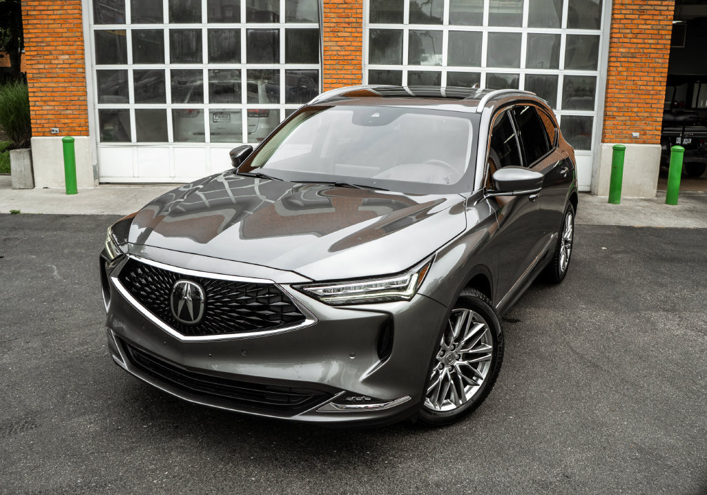 Used 2023 Acura MDX w/ Advance Package AWD/4WD image 2
