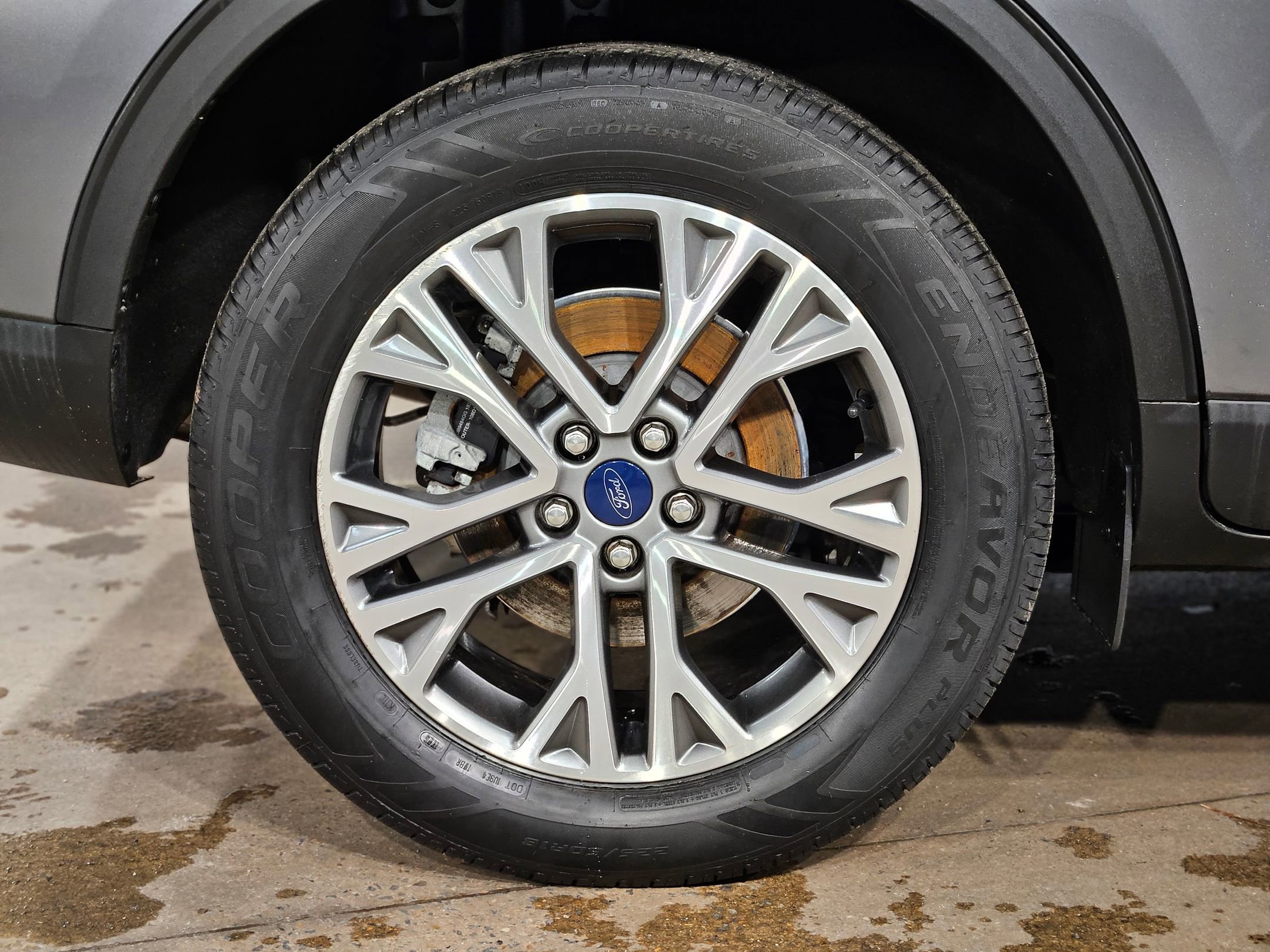 Used 2021 Ford Escape SEL image 17