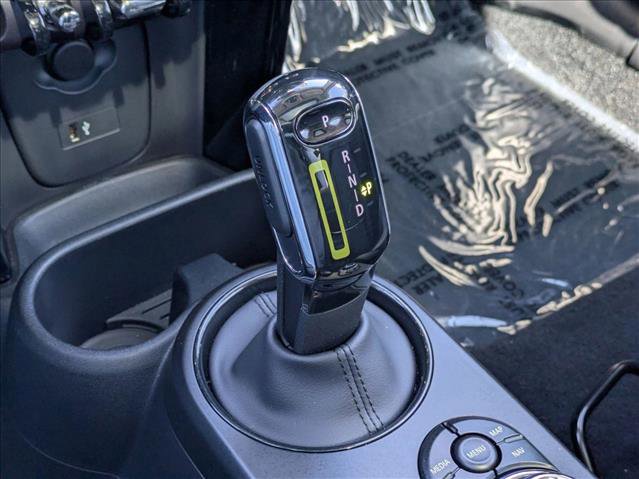 Used 2024 MINI Cooper SE FWD image 12