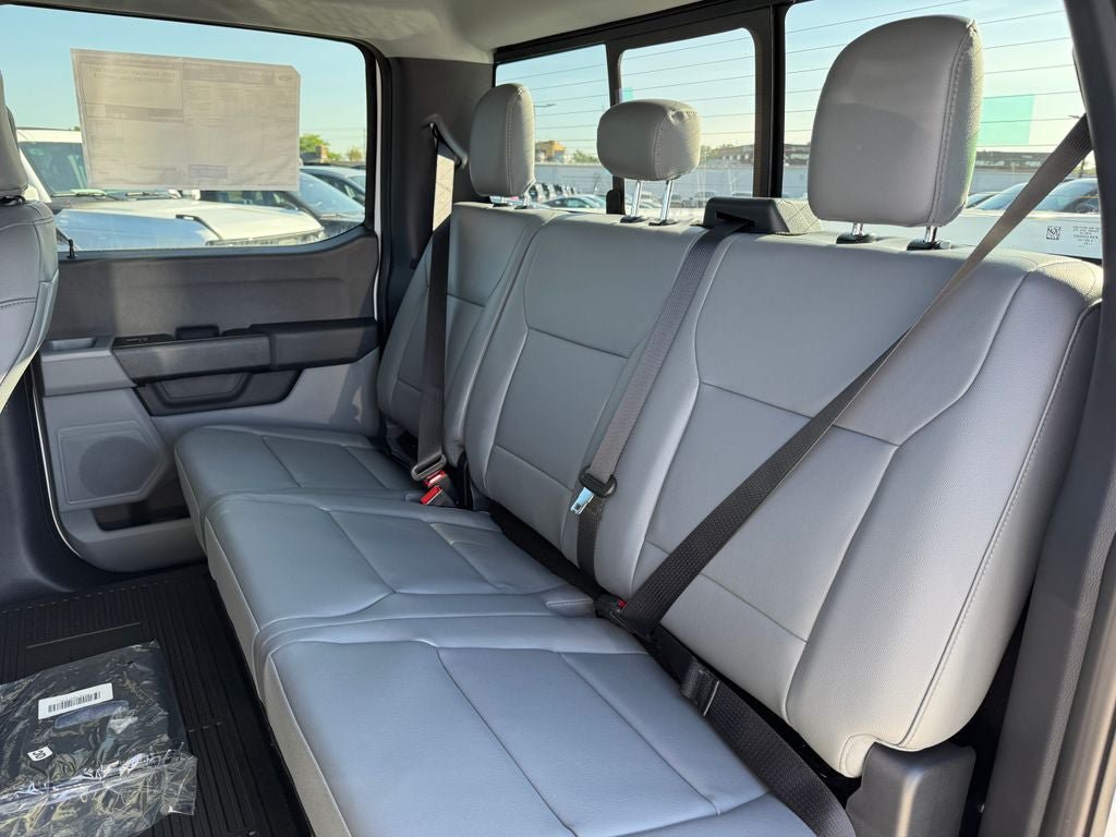 New 2026 Ford F350 XL w/ XL Chrome Package AWD/4WD image 13
