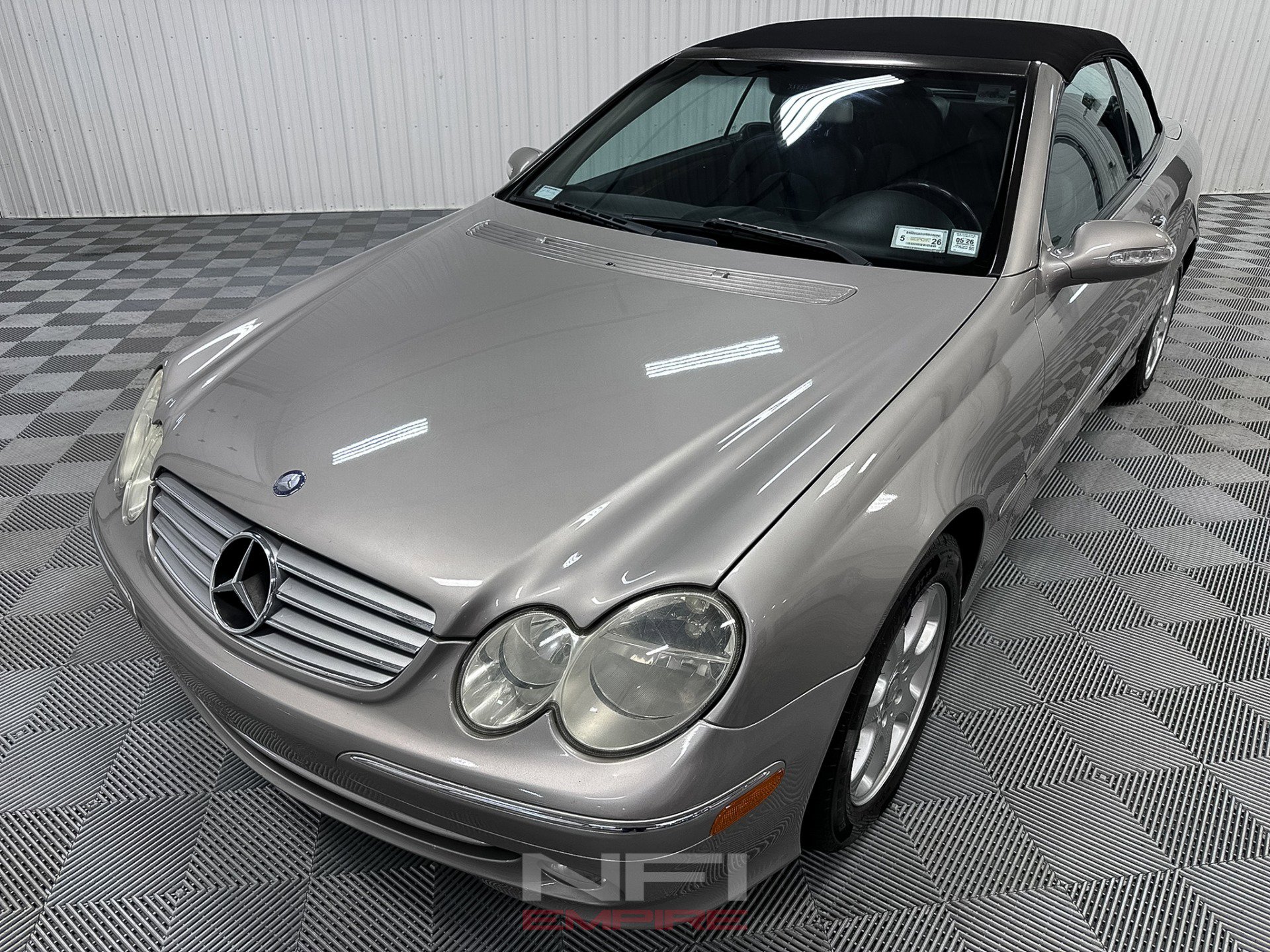 Used 2004 Mercedes-Benz CLK 320 Cabriolet image 3