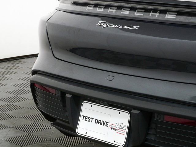 Certified 2020 Porsche Taycan 4S w/ Premium Package AWD/4WD image 40