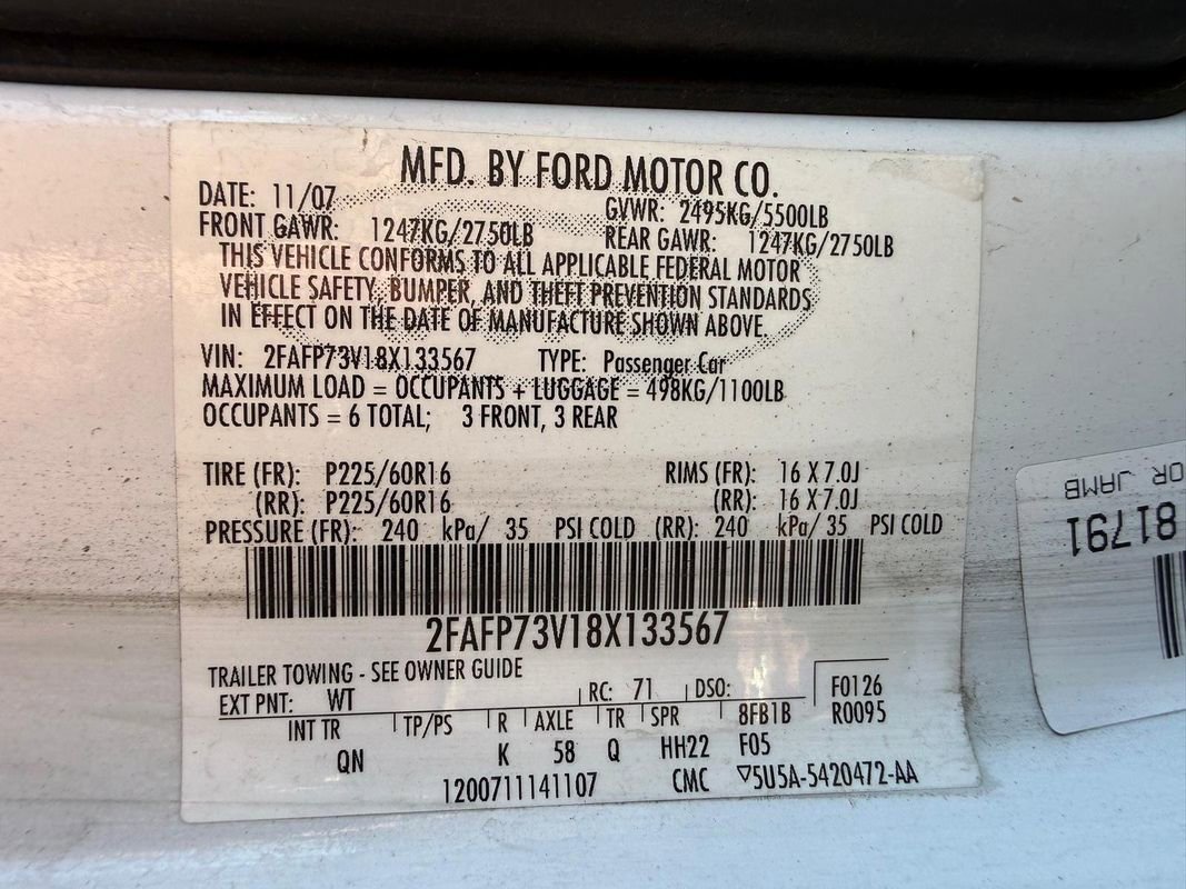 Used 2008 Ford Crown Victoria RWD image 19