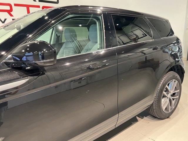 Used 2025 Land Rover Range Rover Evoque S image 11