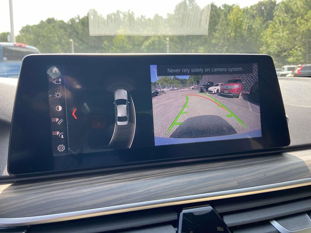 Used 2019 BMW 540i w/ Convenience Package RWD image 24