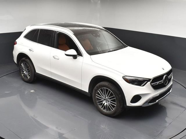 Used 2023 Mercedes-Benz GLC 300 4MATIC image 37
