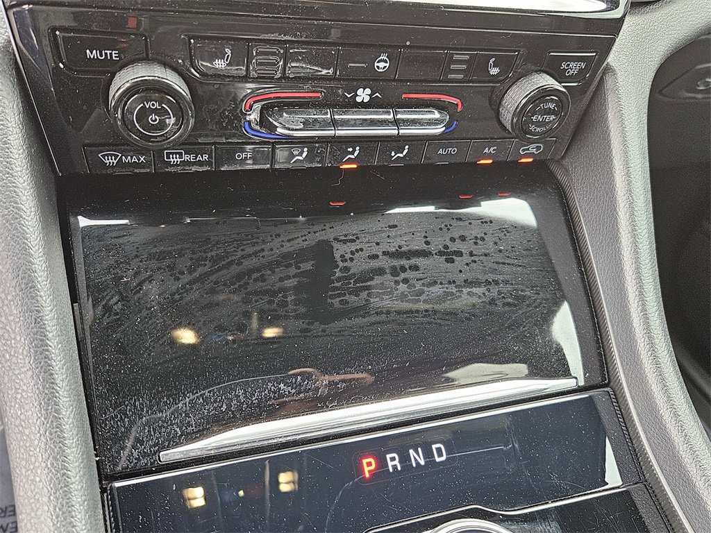 Used 2024 Jeep Grand Cherokee Altitude image 19