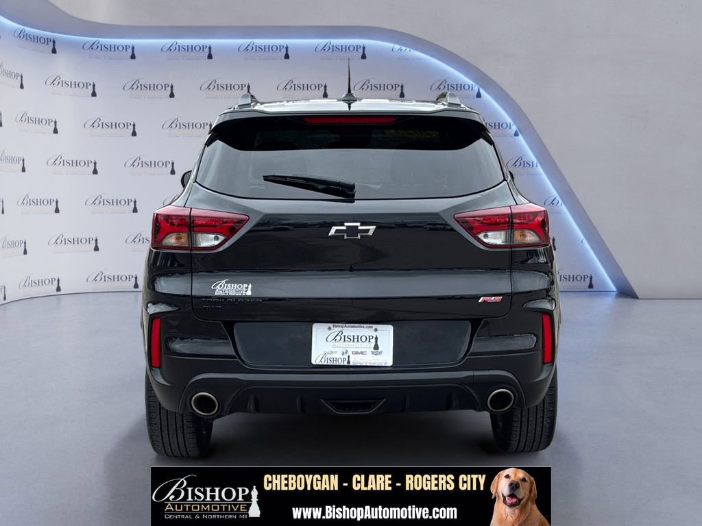 Used 2023 Chevrolet TrailBlazer RS w/ Convenience Package AWD/4WD image 16