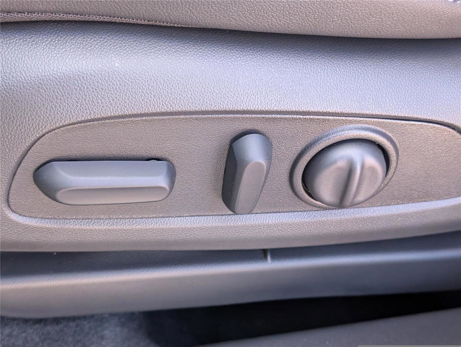 New 2026 Buick Encore GX Sport Touring w/ Advanced Technology Package image 16