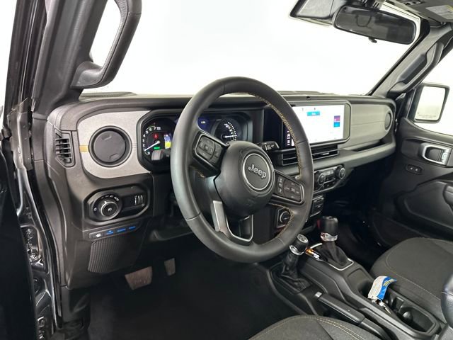 Used 2024 Jeep Wrangler Unlimited w/ Convenience Group image 13