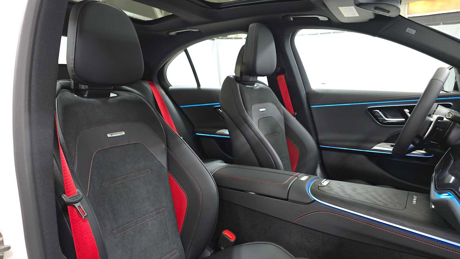 New 2026 Mercedes-Benz E 53 AMG e 4MATIC Sedan image 13