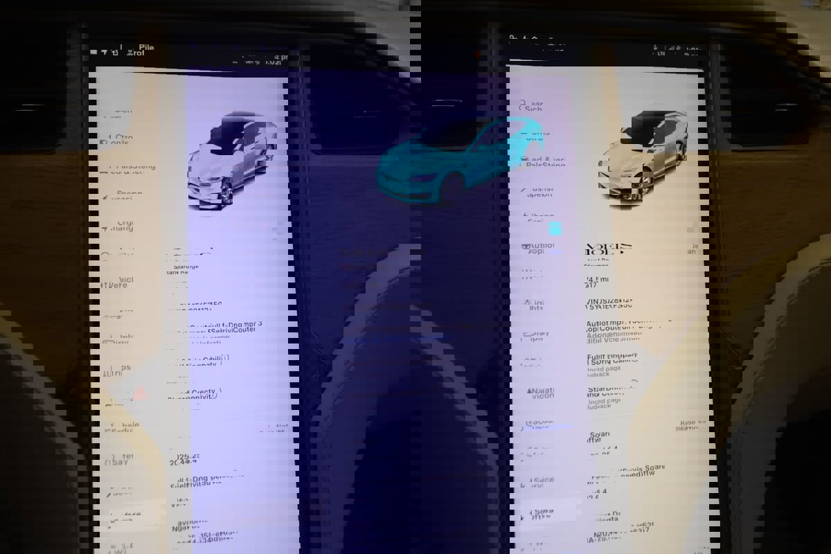 Used 2019 Tesla Model S 75D image 36