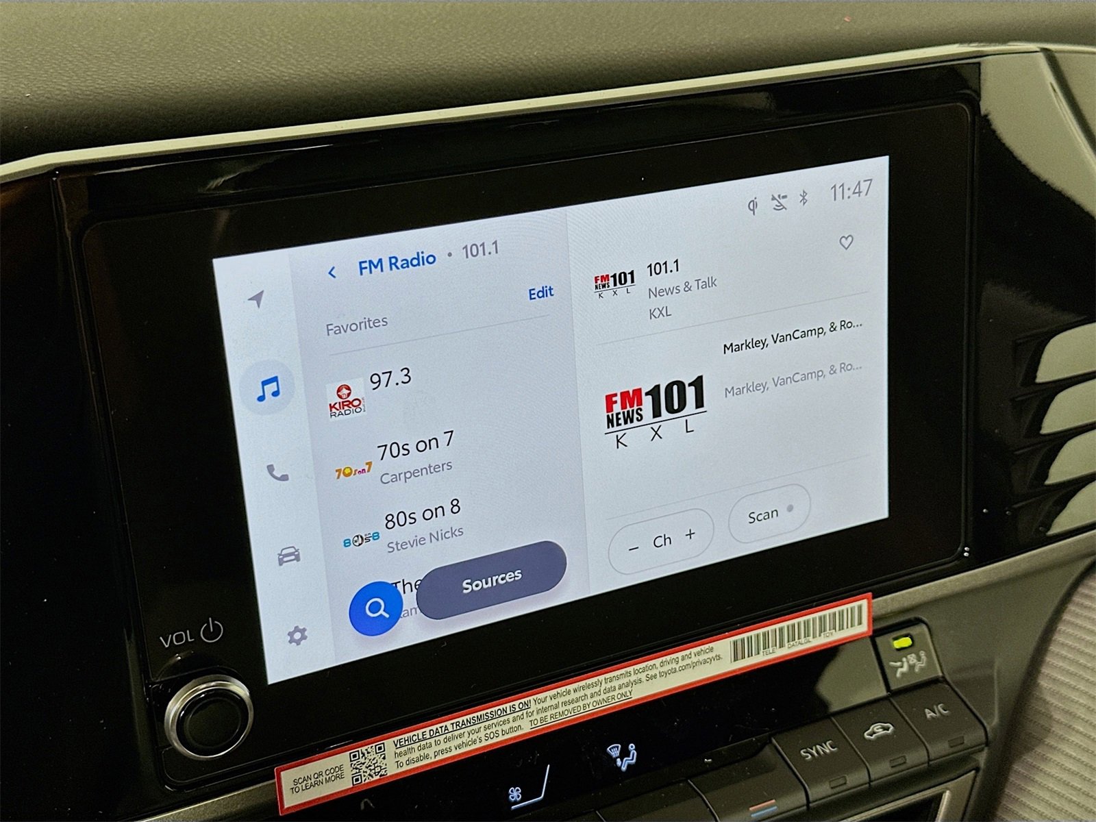 New 2026 Toyota Camry SE image 15