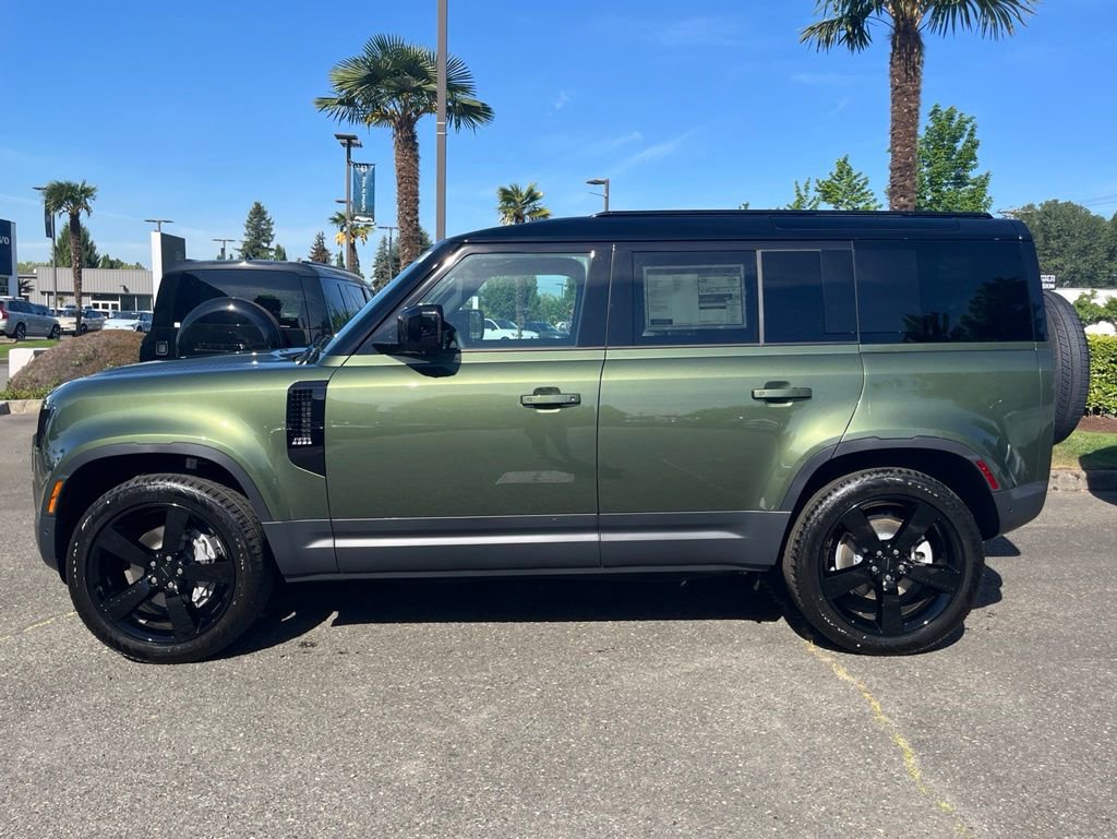 New 2026 Land Rover Defender 110 S AWD/4WD image 2