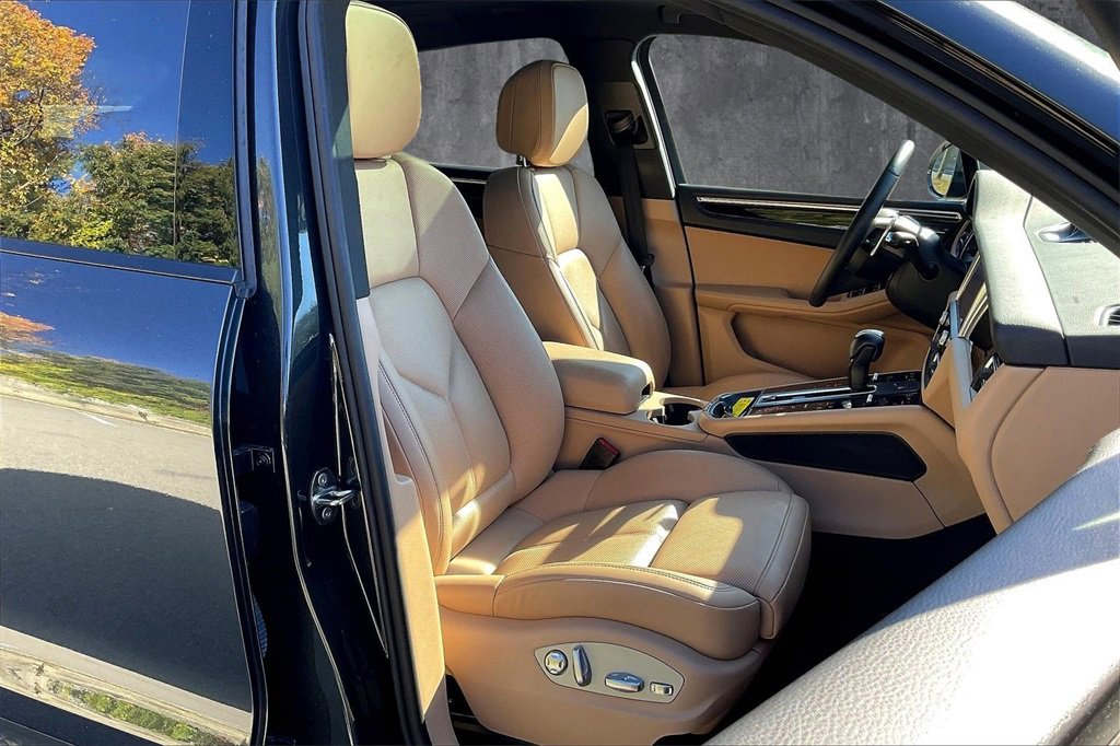 Used 2022 Porsche Macan image 29