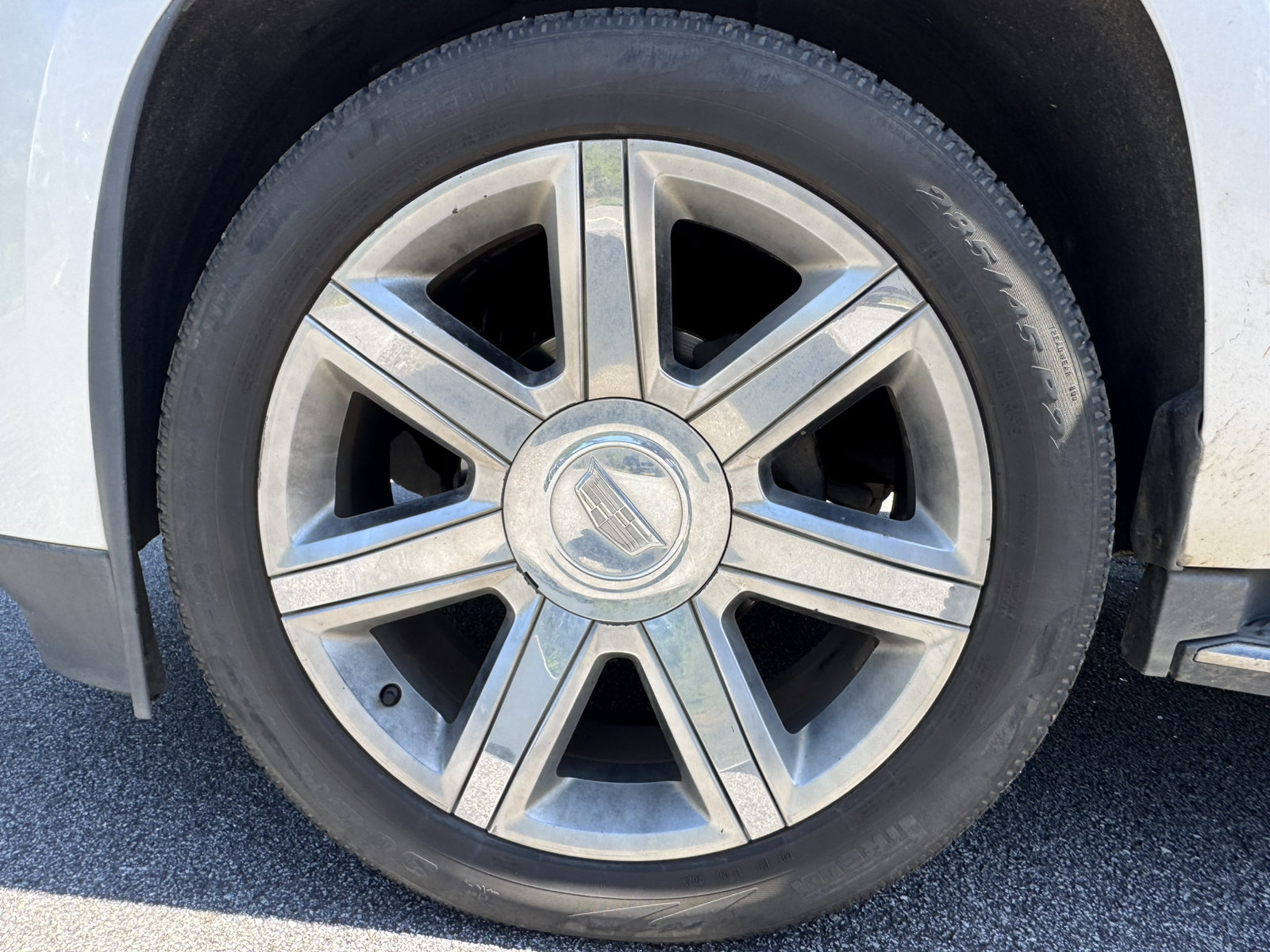 Used 2017 Cadillac Escalade ESV Luxury AWD/4WD image 14