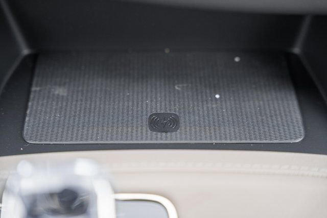 New 2026 Volvo XC90 B6 Plus w/ Protection Package Premier image 25