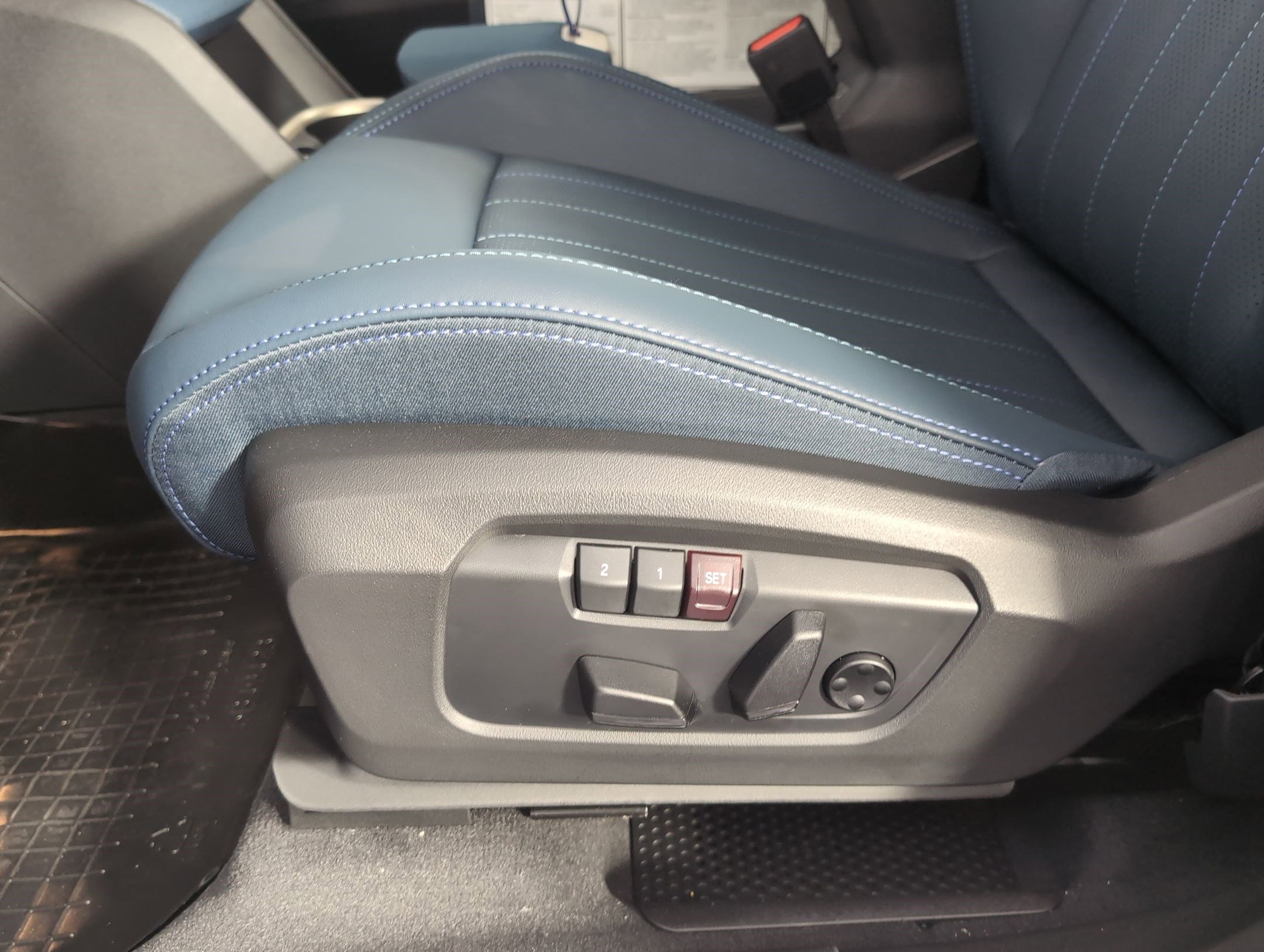 New 2026 MINI Cooper Countryman S w/ Comfort Package Max image 10