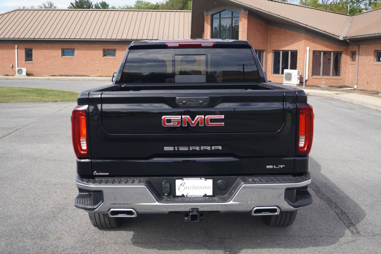 New 2026 GMC Sierra 1500 SLT w/ SLT Premium Package image 4