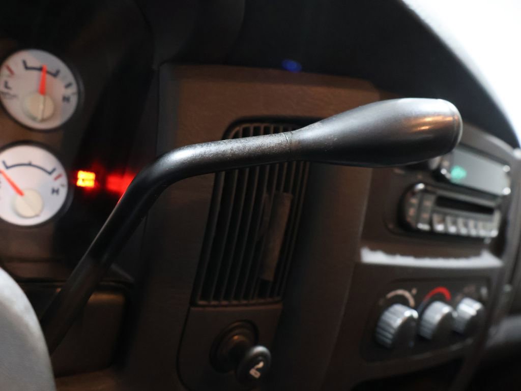 Used 2005 Dodge Ram 1500 Truck SLT w/ Trailer Tow Group image 30