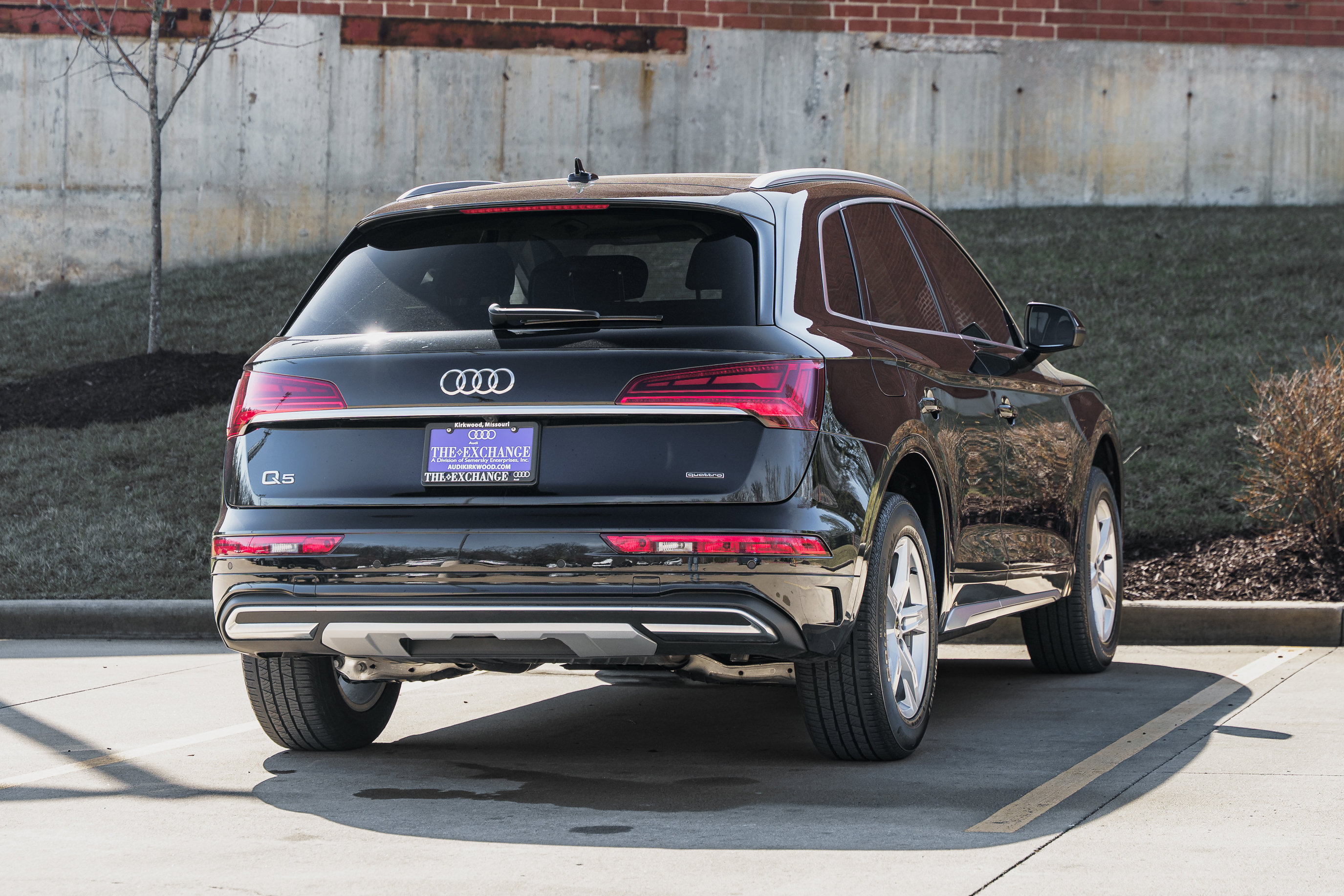 Certified 2023 Audi Q5 2.0T Premium w/ Convenience Package image 4