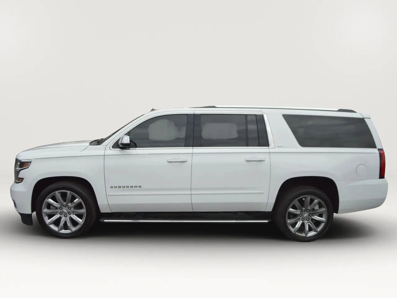 Used 2015 Chevrolet Suburban LTZ AWD/4WD image 5