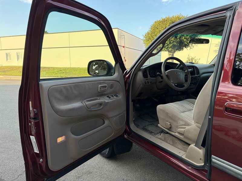 Used 2004 Toyota Tundra SR5 AWD/4WD image 13
