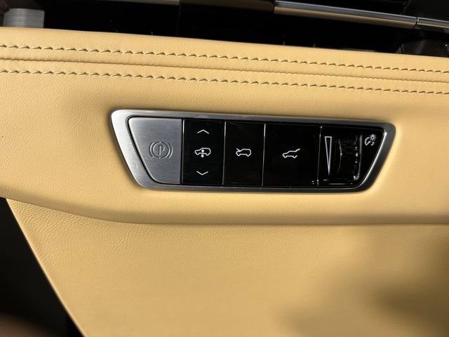Certified 2026 Cadillac Escalade IQ Sport 2 AWD/4WD image 17