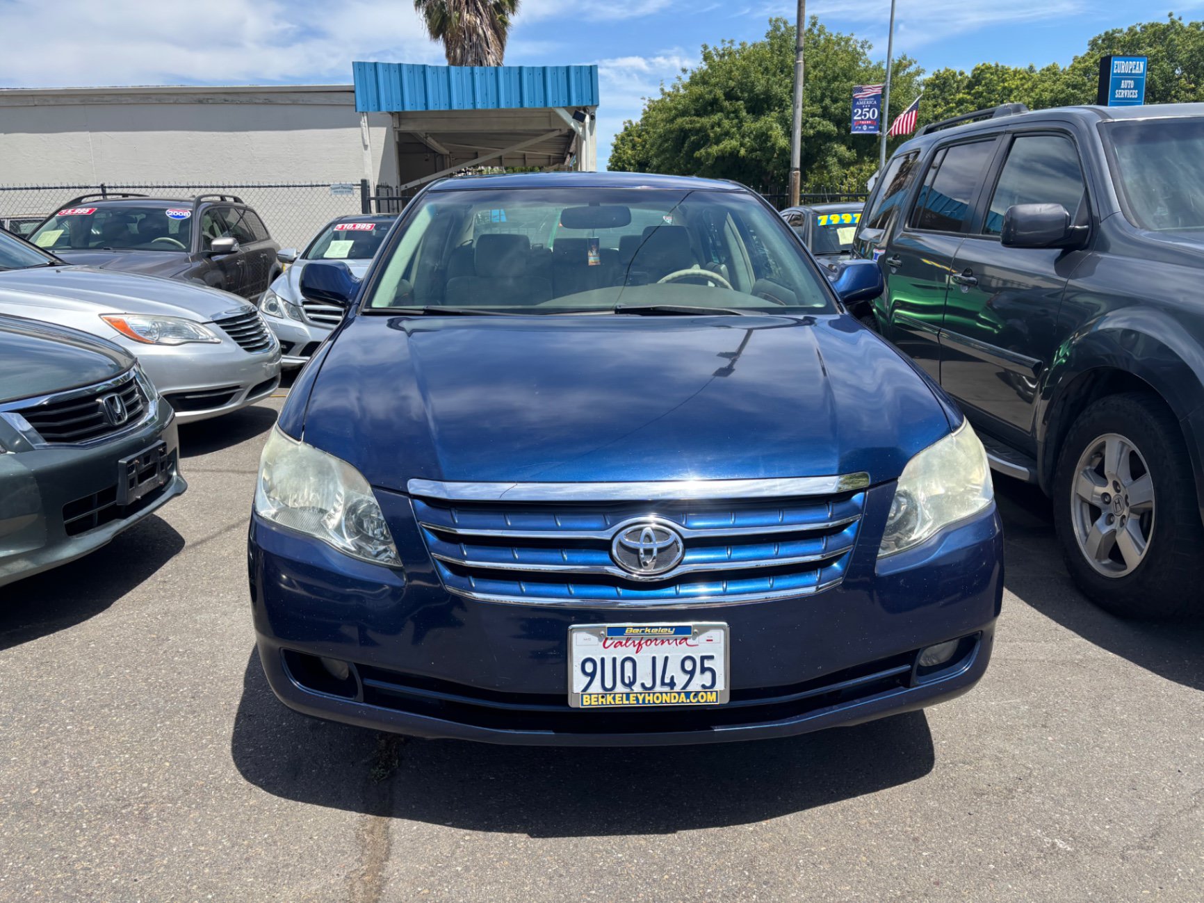 Used 2006 Toyota Avalon XLS FWD image 3