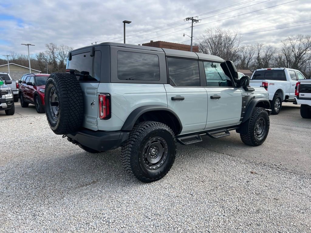 Used 2024 Ford Bronco Everglades image 8