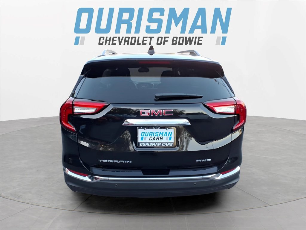 Certified 2023 GMC Terrain SLT AWD/4WD image 3