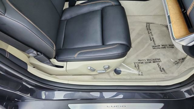 Used 2023 Lucid Air Touring AWD/4WD image 22